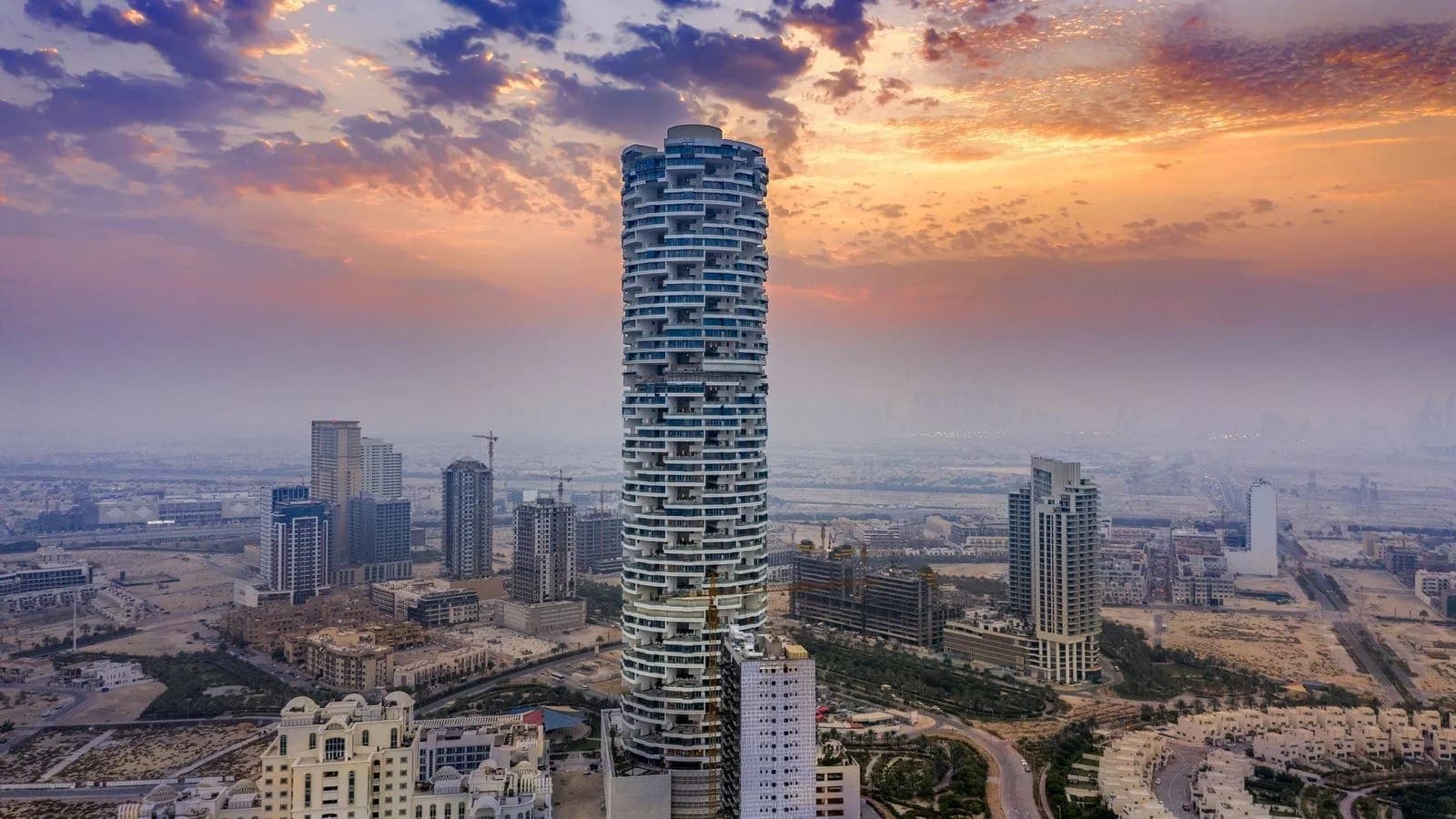 Five Jumeirah Village Dubai