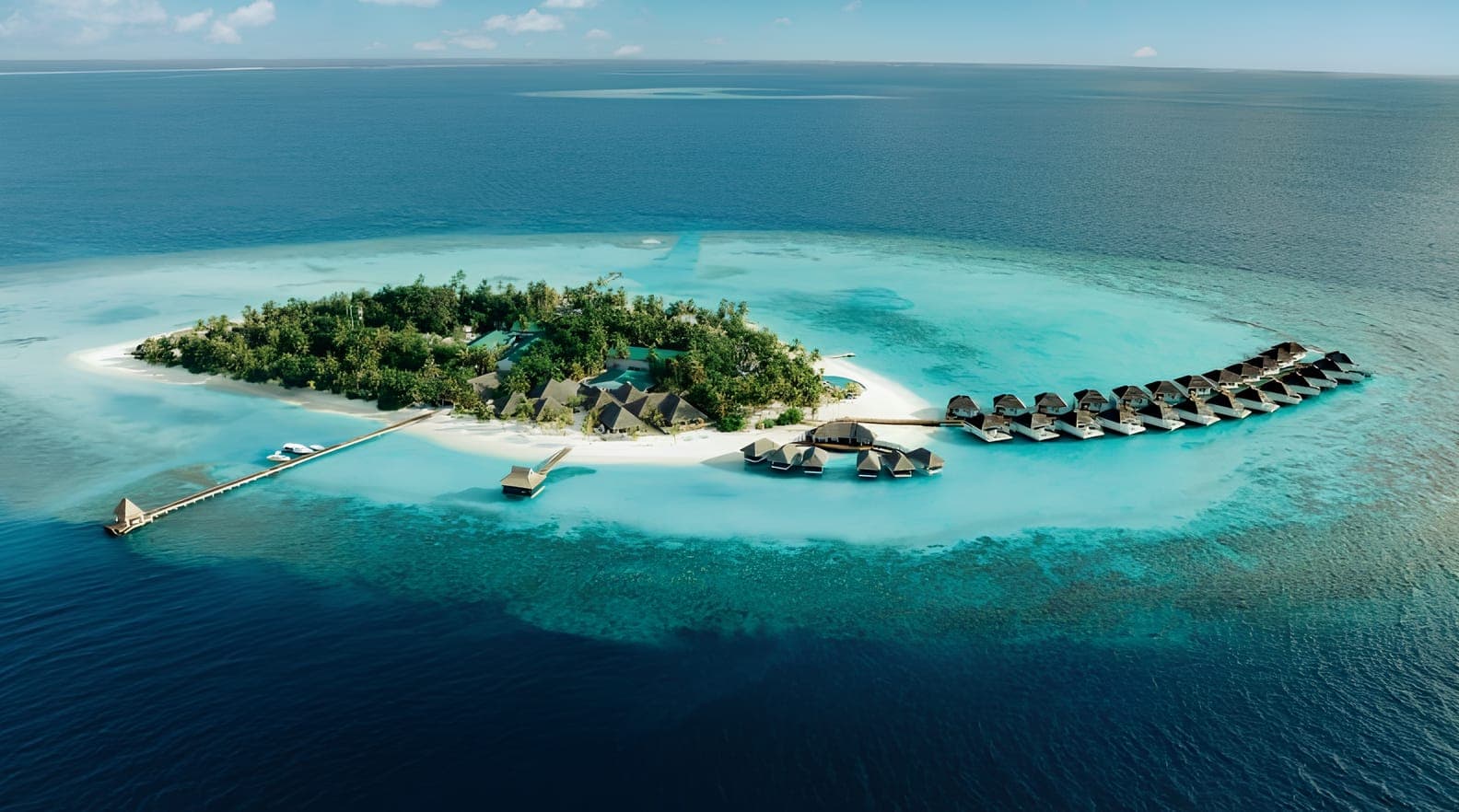 IFURU ISLAND MALDIVES