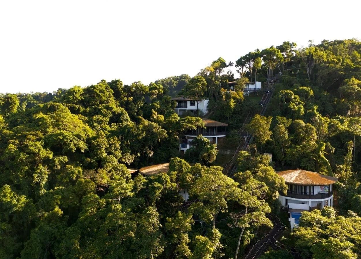 Lihim Resorts 5* Luxe