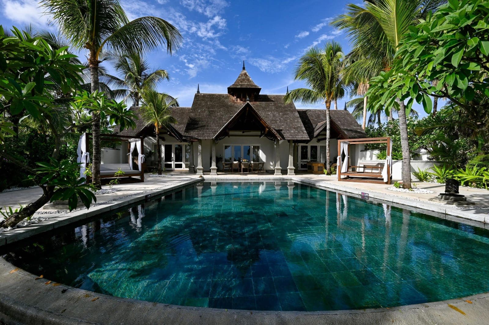 Maradiva Villas Resort & Spa