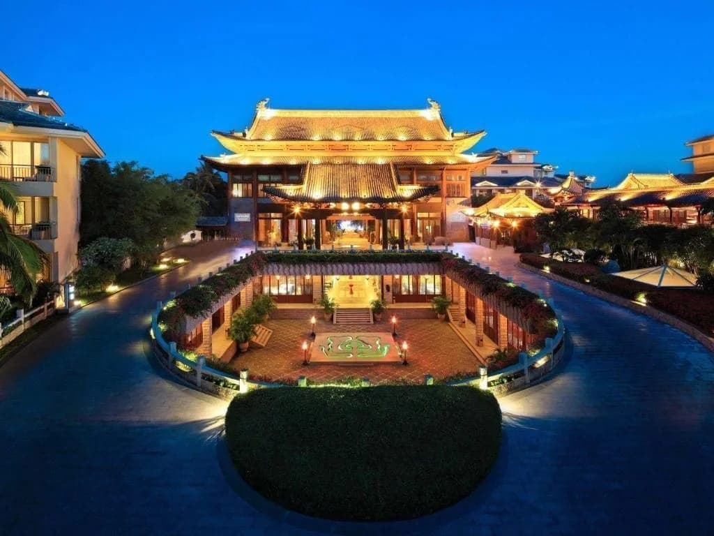Sanya Yalong Bay Swiss & Mercure Hotels